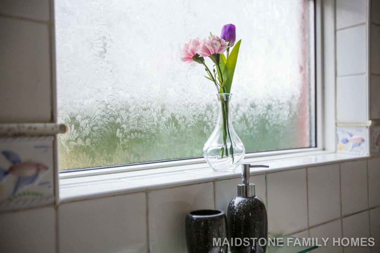 Maidstone Family Homes Upper Road Cottage エクステリア 写真