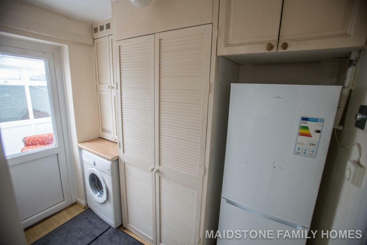 Maidstone Family Homes Upper Road Cottage エクステリア 写真