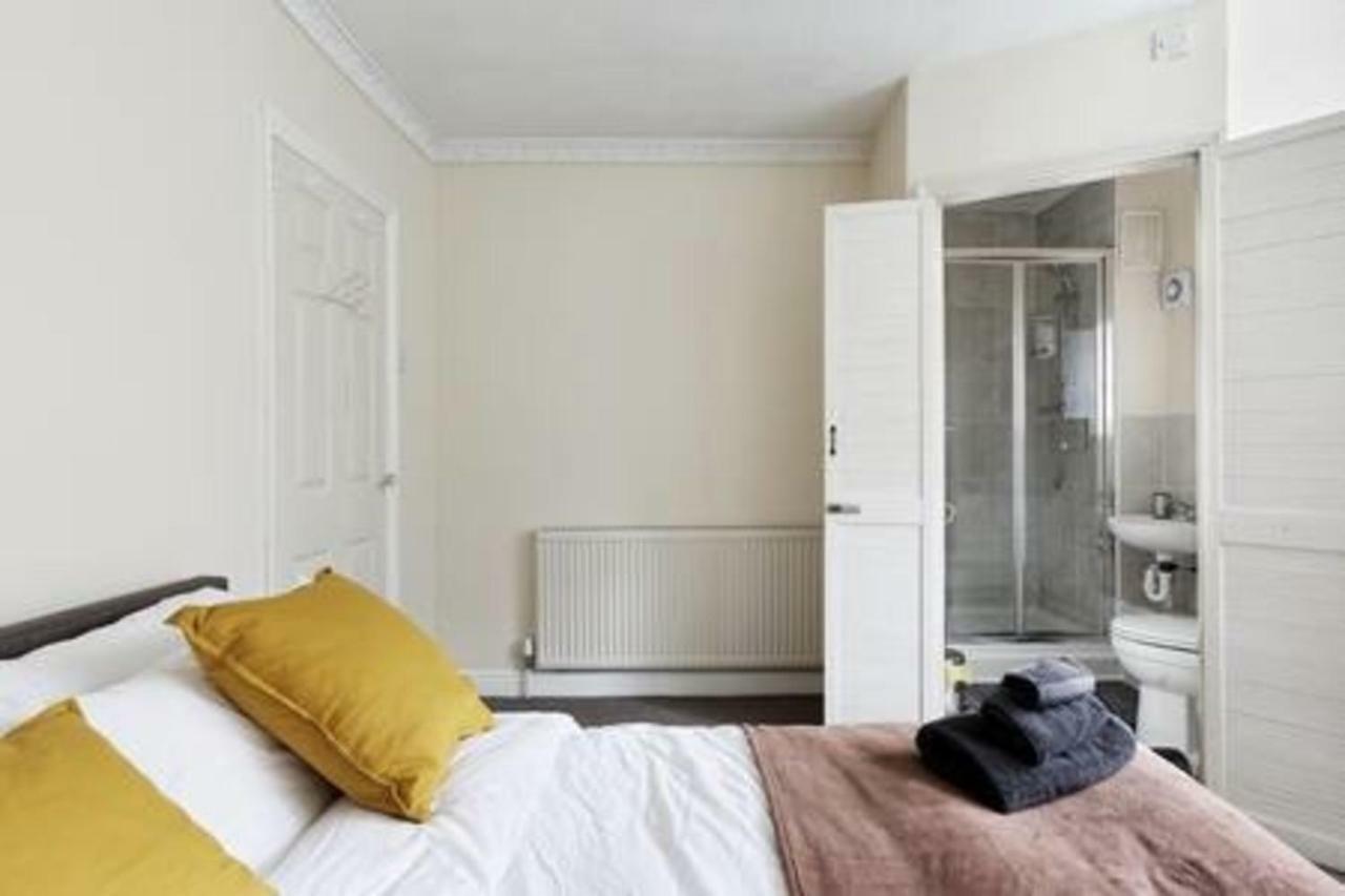 Maidstone Family Homes Upper Road Cottage エクステリア 写真