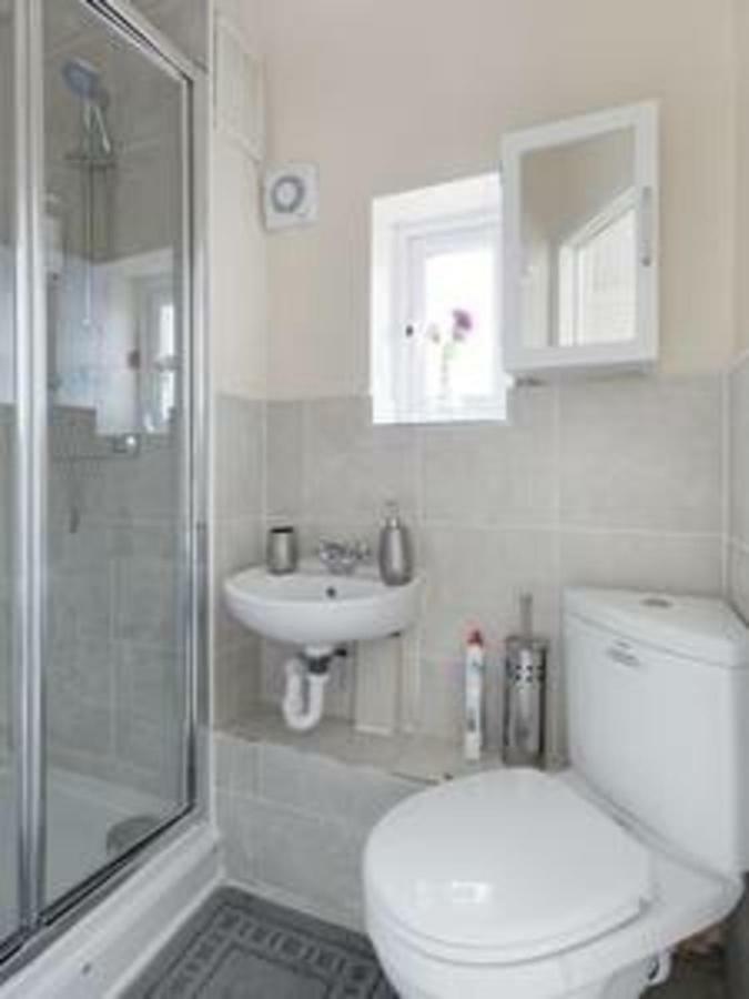 Maidstone Family Homes Upper Road Cottage エクステリア 写真