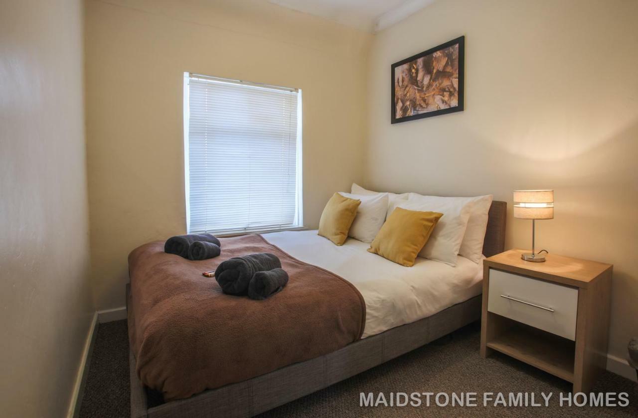 Maidstone Family Homes Upper Road Cottage エクステリア 写真