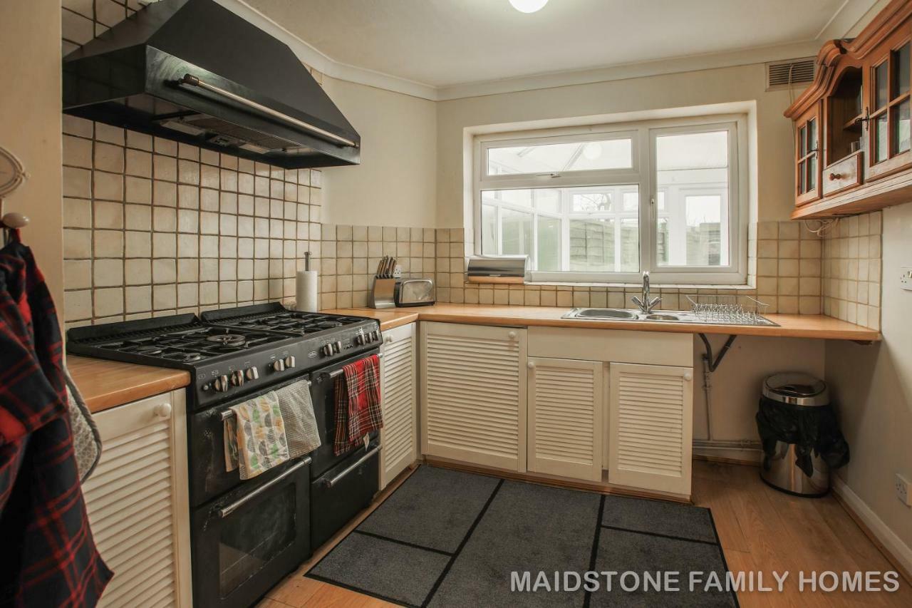 Maidstone Family Homes Upper Road Cottage エクステリア 写真