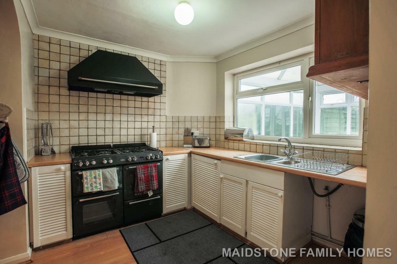 Maidstone Family Homes Upper Road Cottage エクステリア 写真